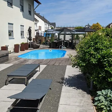 Rotes Ross Hotel