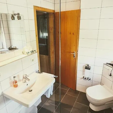 Rotes Ross Hotel 3*